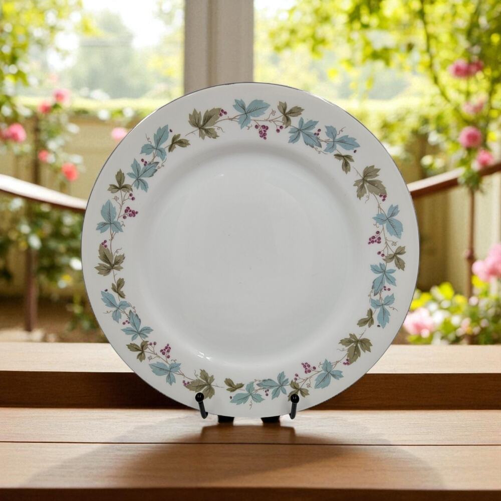 Vintage Fine China of Japan 6701 Dinner Plates Grapevine Silver Trim 1960s